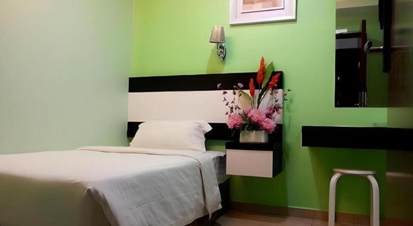 Hotel Star Moon Malacca Buitenkant foto